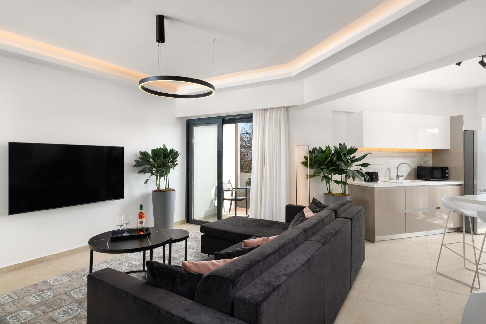 K Luxury Apartment *
